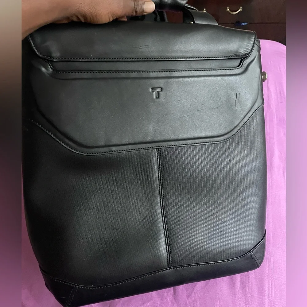 Tumi leather briefcase bag